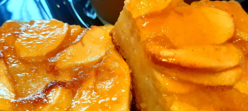 TARTA DE MANZANA CON GLASEADO DE ALBARICOQUE CON THERMOMIX®
