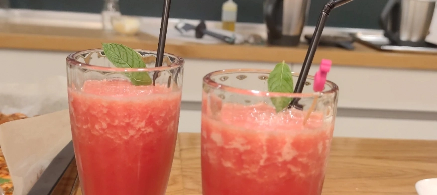 "Recetas contra el calor: Delicioso Smoothie de Sandía" MENDEZ ALVARO THERMOMIX