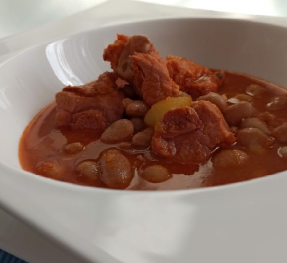 Judias pintas con costillas hechas en Thermomix®
