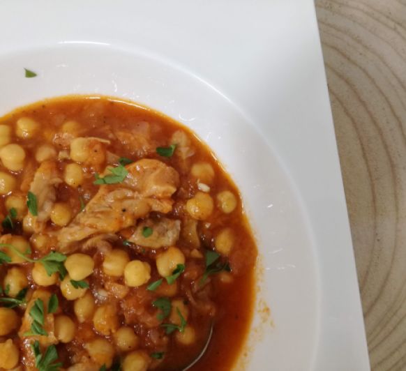 Guiso de setas con garbanzos hecho en Thermomix®